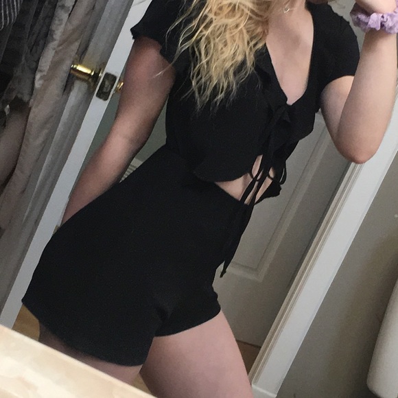 PrettyLittleThing Pants - Petite Black Short Sleeve Frill Tie Front Romper